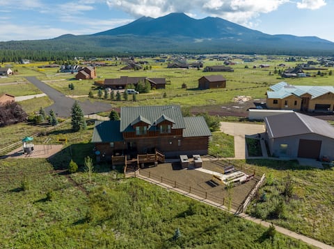 Dog Friendly, Hot Tub, Fenced Yard, Huge Game Room