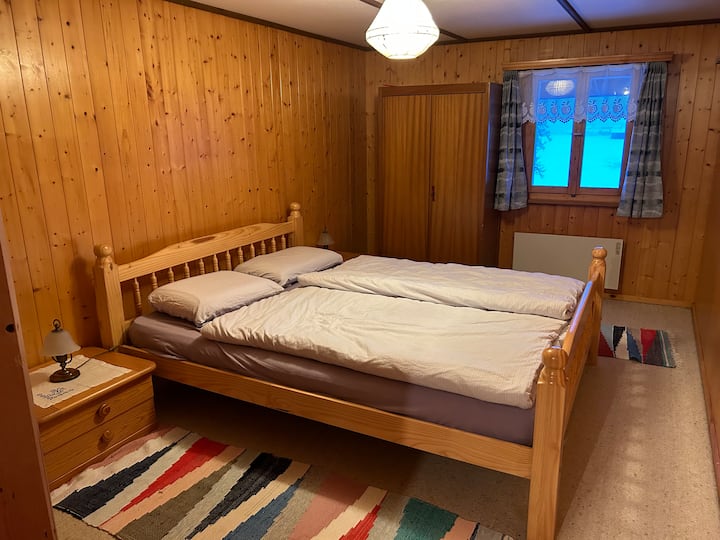 غرفة النوم 1