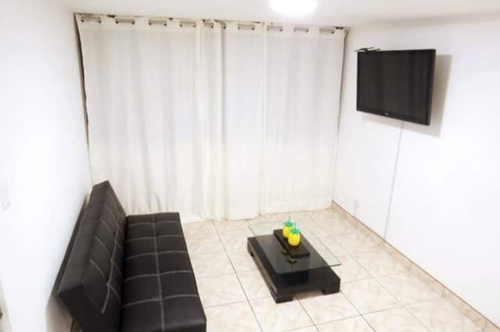 Living Room (Living Room)