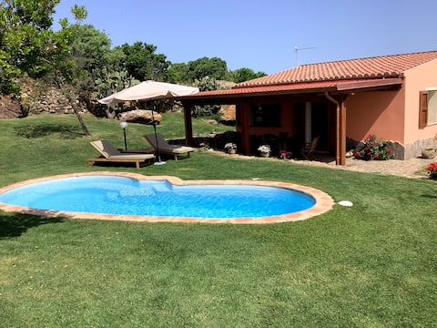 Independent house with private pool