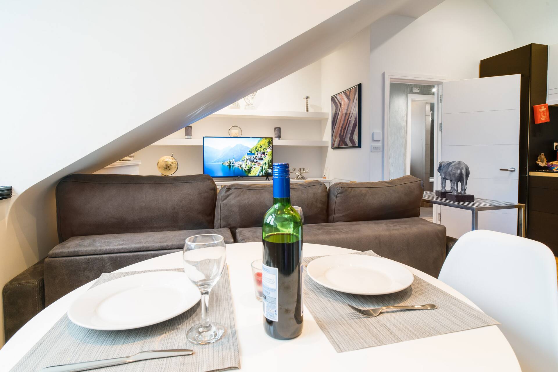 Contemporary 1-Bedroom near Cardiff City Centre — photo 2