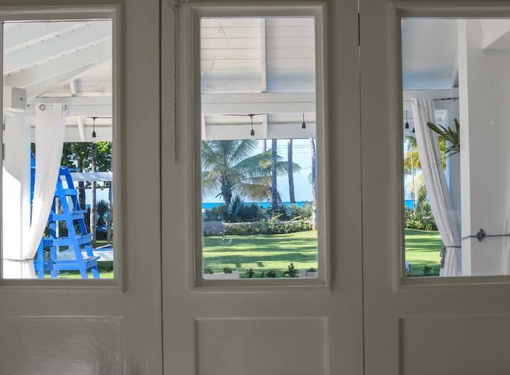 מרפסת בריכה תחתונה #1 נוף