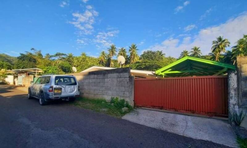 Fare Tepua Lodge managed Airbnb listing 1