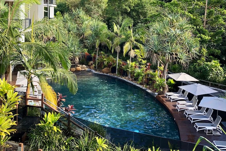 2 Bedroom Retreat above Hastings Street