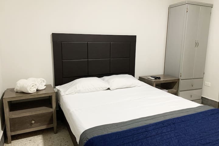 Cómodo Loft En Mty Sur, Wifi, Entrada Autónoma - Monterrey