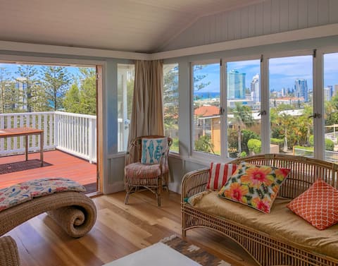 Successful Airbnb property: Queenslander, ocean views, large deck. in Coolangatta