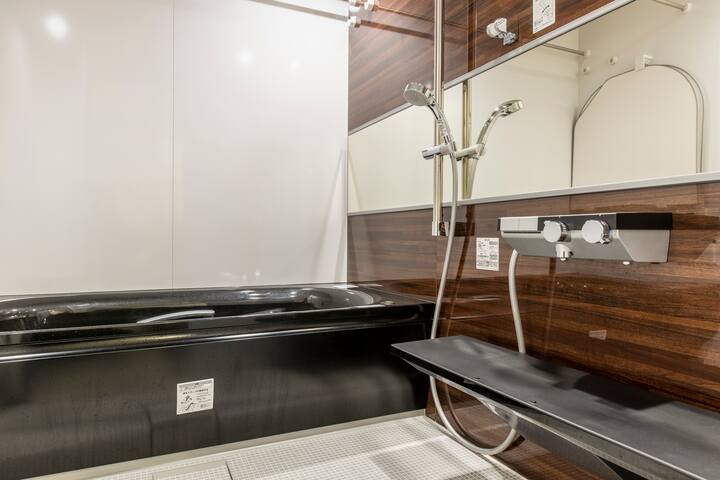 140㎡の10名OK一棟ホテル　駅近4分　歌舞伎町/ドンキホーテ/ゴールデン街/東京都庁/新宿御苑 gallery image 5