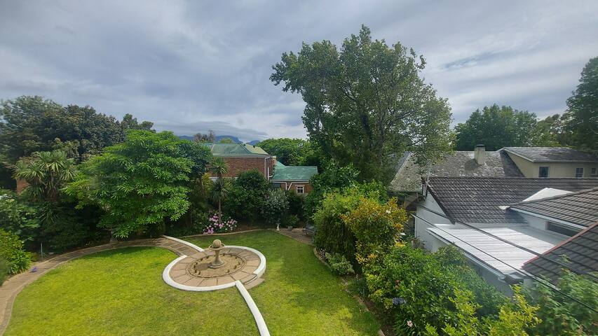 5 bedroom House & Shared Pool gallery image 4