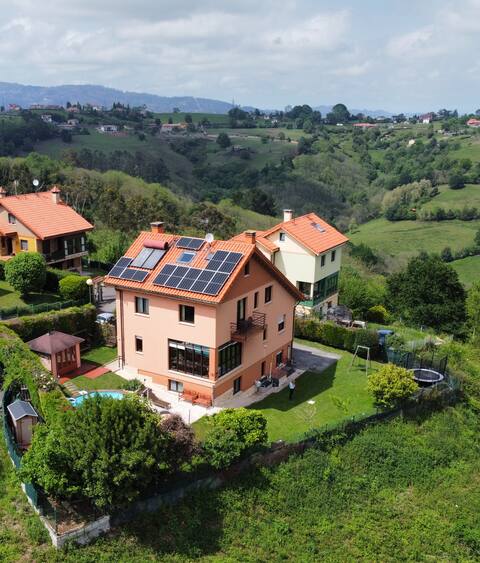 Beautiful Villa 5 minutes from Oviedo, Hot tub+Gym