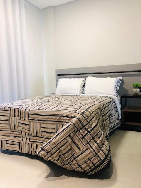 Apto comfortable (204), 100m Interpraias, Barra