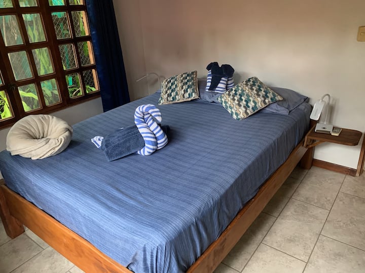 Schlafzimmer 1 (Queensize)