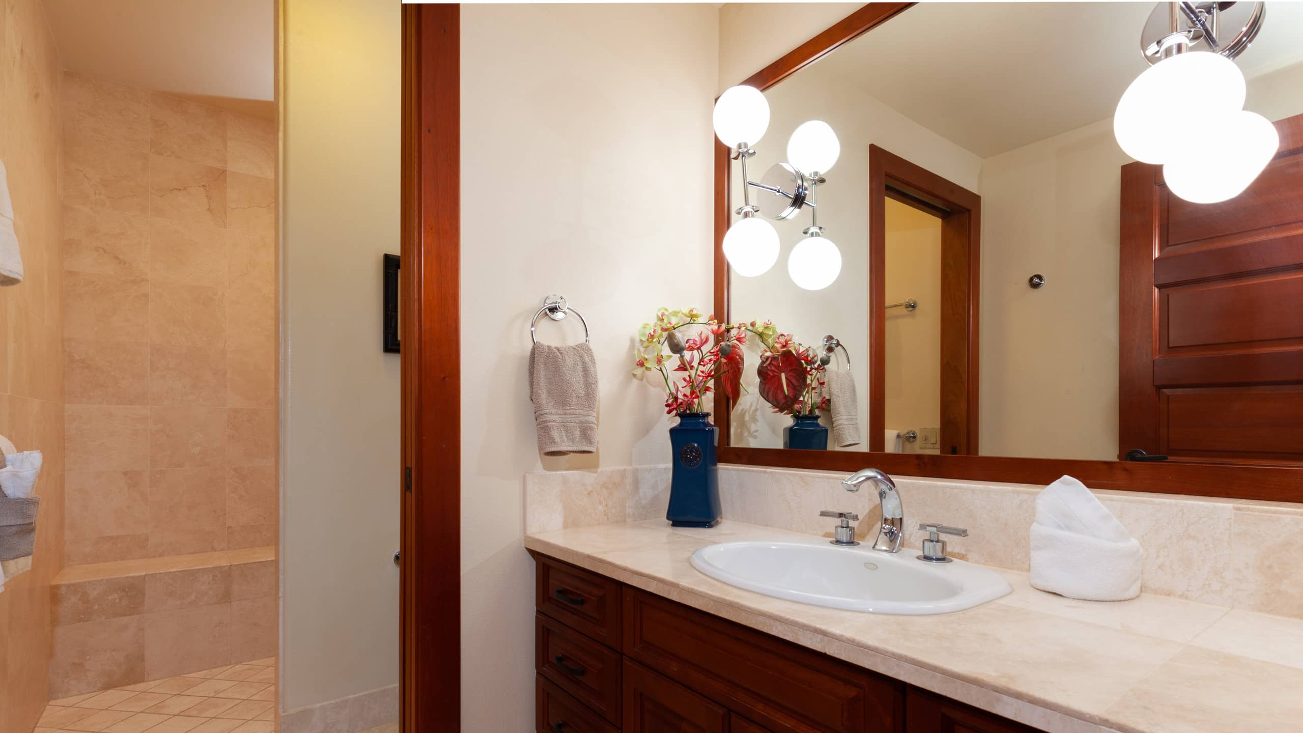Home in Waimea · ★4.96 · 3 bedrooms · 5 beds · 3.5 baths - Image 22
