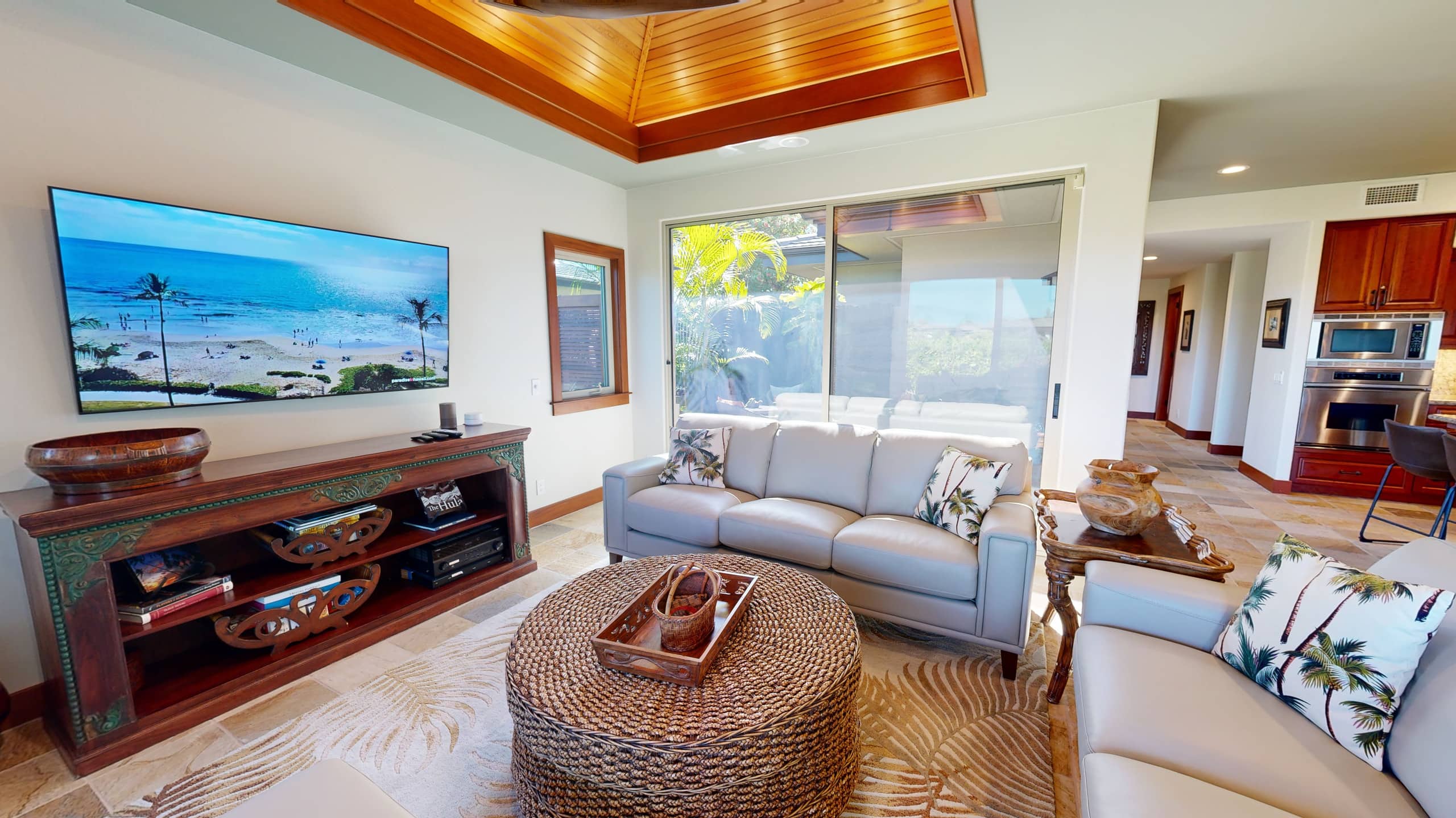 Home in Waimea · ★4.96 · 3 bedrooms · 5 beds · 3.5 baths - Image 2