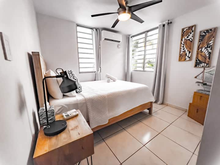 Სასტუმრო საძინებელი მეხსიერების ქაფის მატრასით