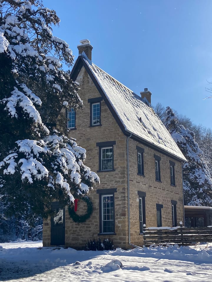 Brisbane House Restored Historic Country House Houses for Rent in
