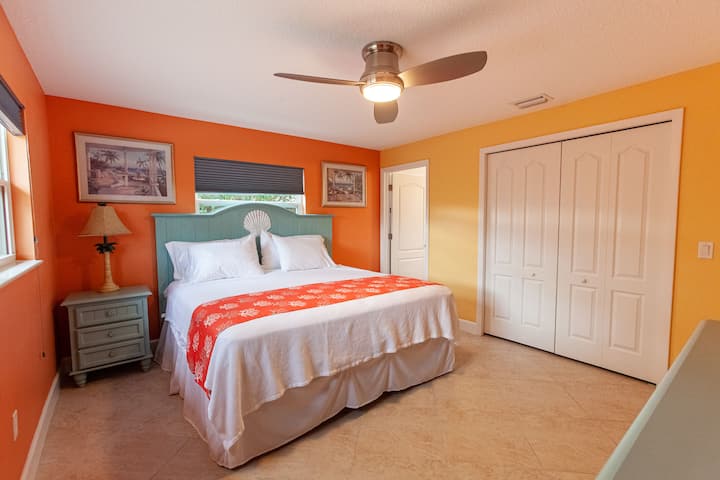 "Sea Turtle Cottage"