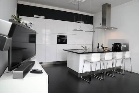 Modern apartment in Enschede city center!