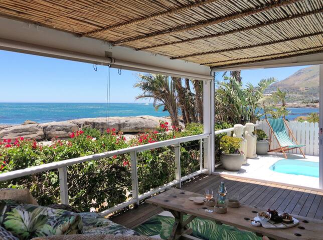 Beachfront Bungalow with Private Pool in Camps Bay gallery image 5