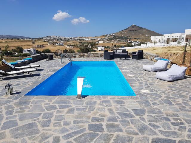 Villa Maritina 4villas 19pax 4pools+Jacuzzi Paros gallery image 2