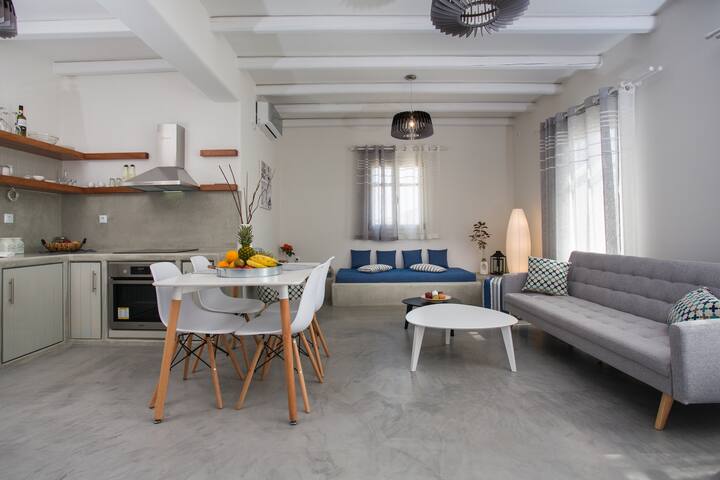 Villa Maritina 4villas 19pax 4pools+Jacuzzi Paros gallery image 4