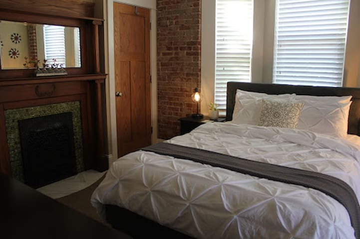 Hickory Management Services managed Airbnb listing 2