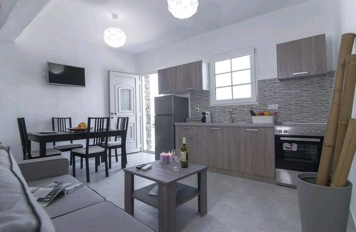 AVALON apartment OPAL,2 bedroom with swimming pool gallery image 2