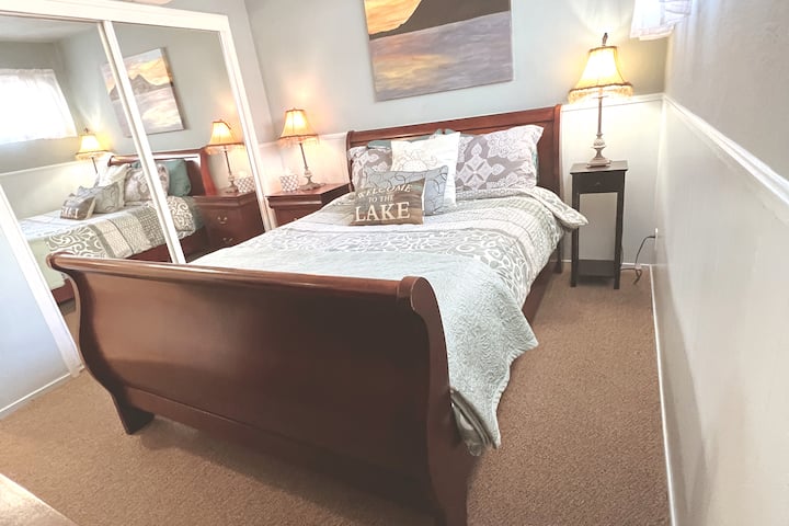 The Sea room with Queen bed and split air heat and air conditioning with remote control.