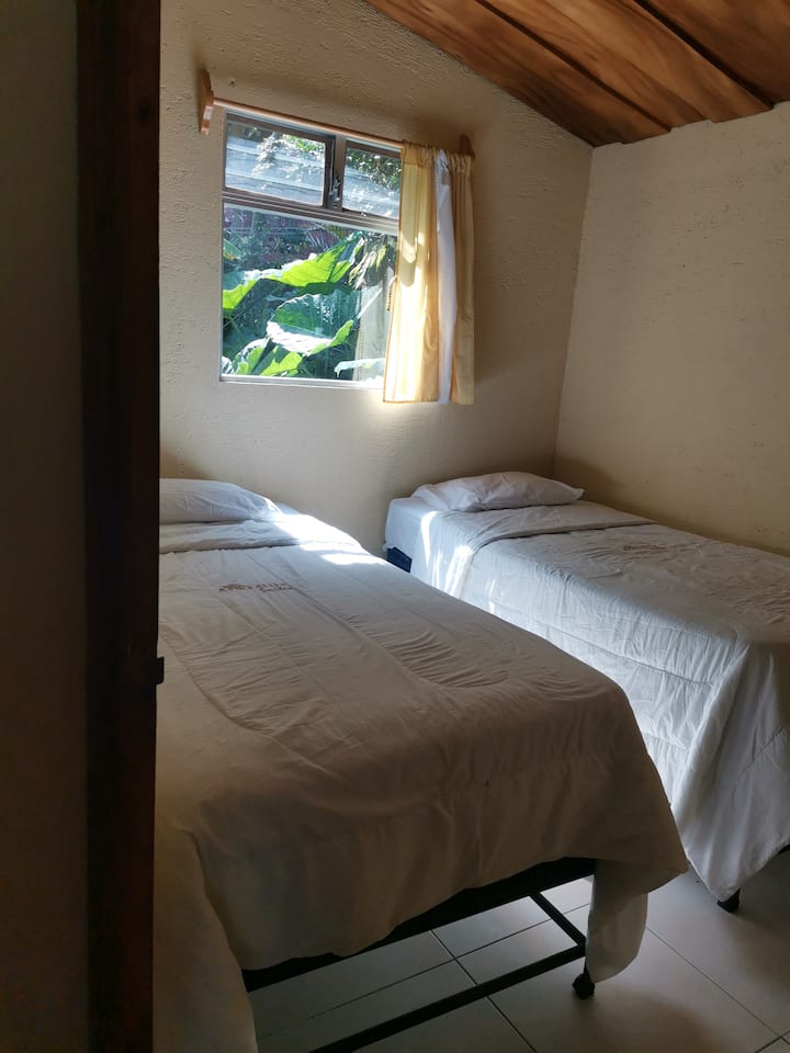 חדר 2** 2 מיטות יחיד