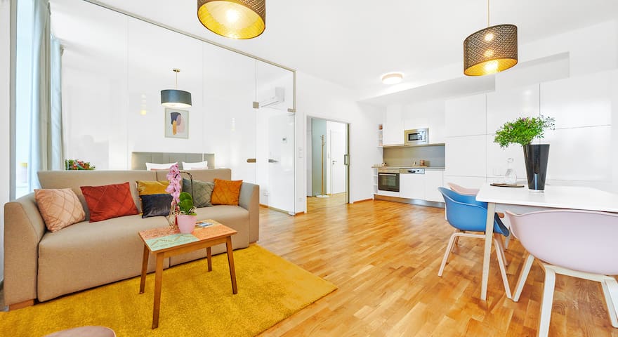 Two Bedroom Old Town Apartment with a terrace nr.3