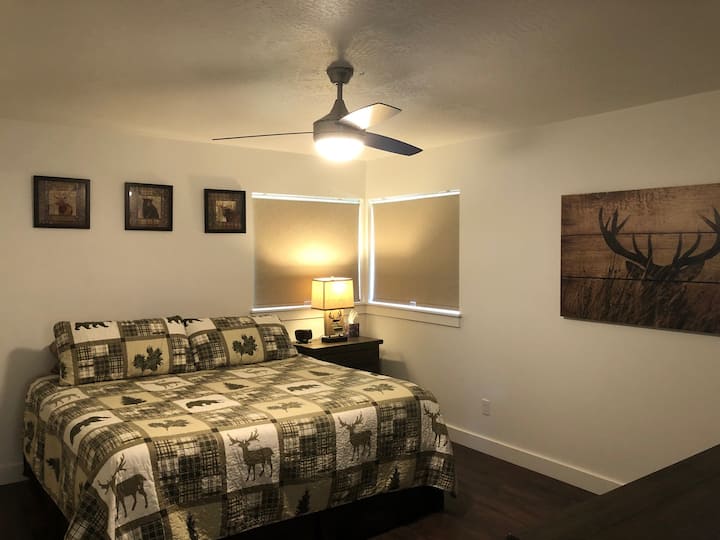 卧室4 -特大号床