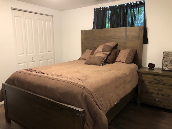 卧室2 -标准双人床