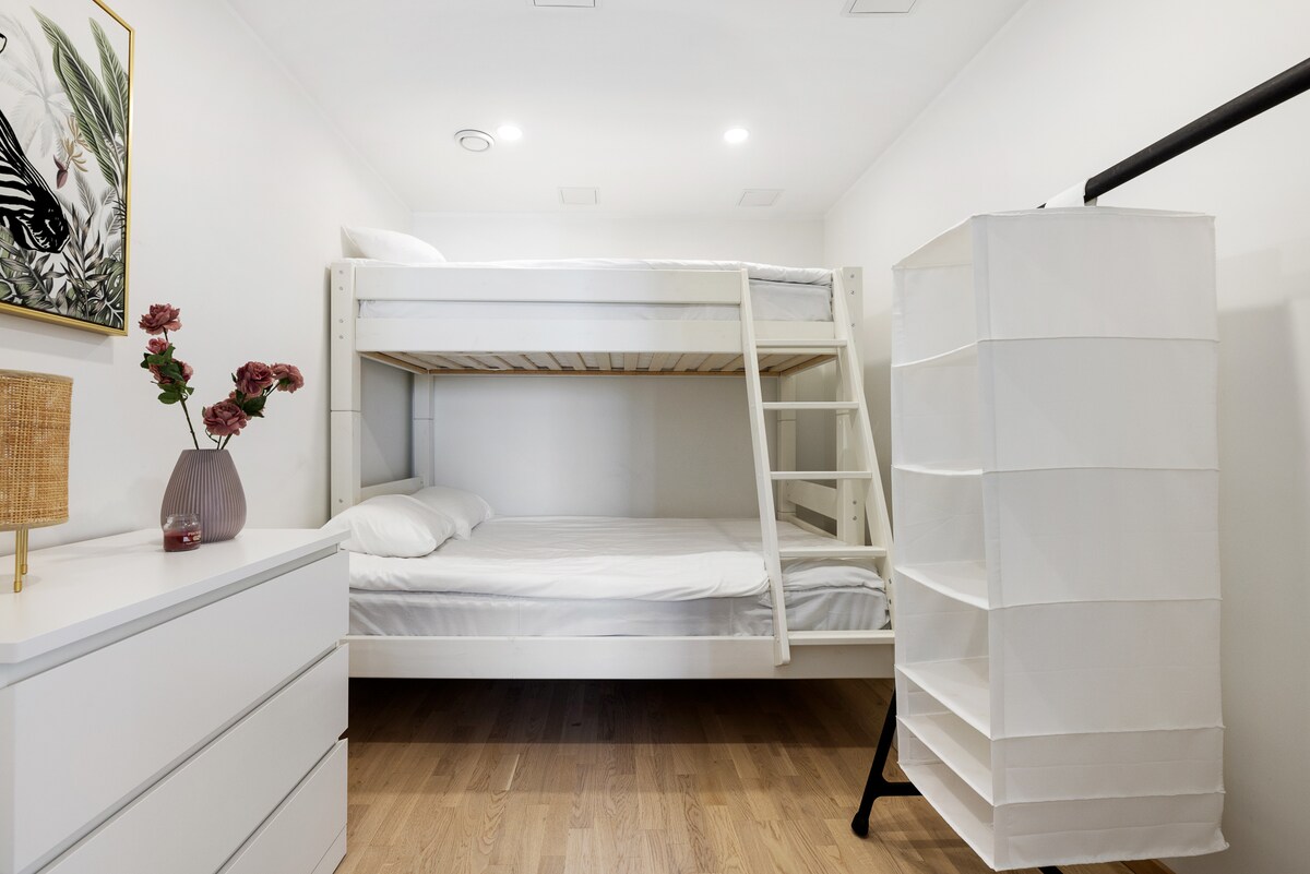 fourth small bedroom/4th small bedroom