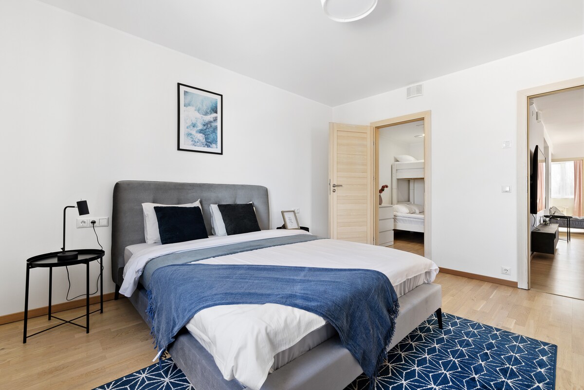 Sinine tuba / Blue sea master bedroom