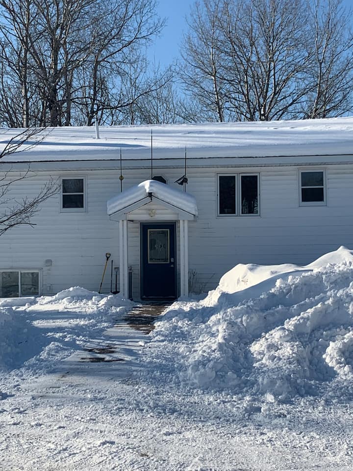 Country Home10 Mi. E of Superior Lic. CHWRC2W5TY Houses for Rent in South Range, Wisconsin