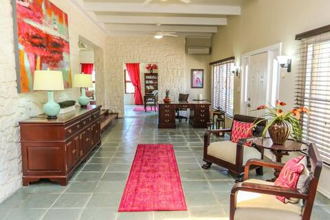 Historical Estate 3 bedrm Home! " GREAT HOUSE"