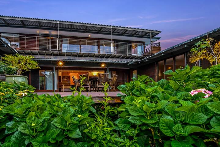 Blueys South – Architectural Oasis Family Friendly gallery image 4