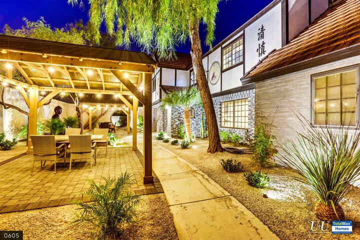 UU3 8BD/8BA Villa w/ Resort Pool and Karaoke Room gallery image 2