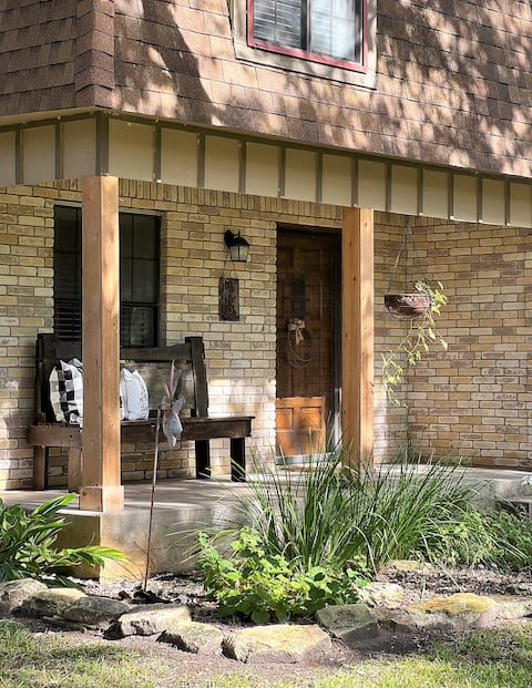 Coleto Bend Cottage - Home to lots of wildlife!