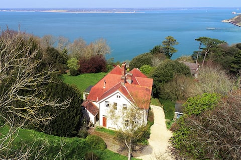 Little Mount, Sea view,log fire,3 beds,nr Yarmouth
