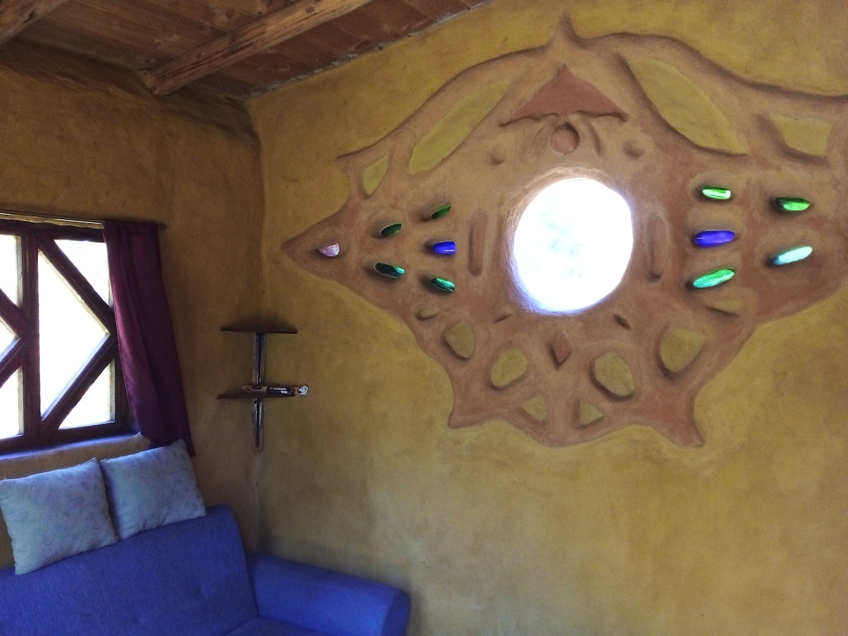 Top Airbnb: "Beautiful forest cabin" in El Bolsón