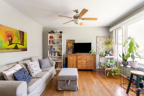 Cozy stay in DC Metro area-Shared space-Main level