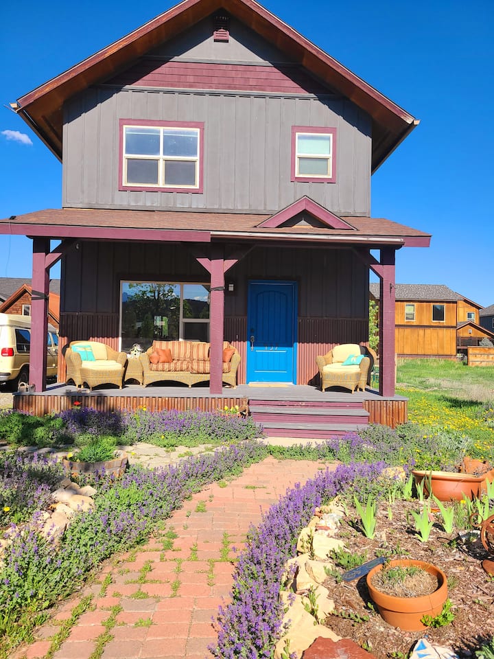Sweet Sunny Mountain Vista Home Houses for Rent in Ridgway, Colorado