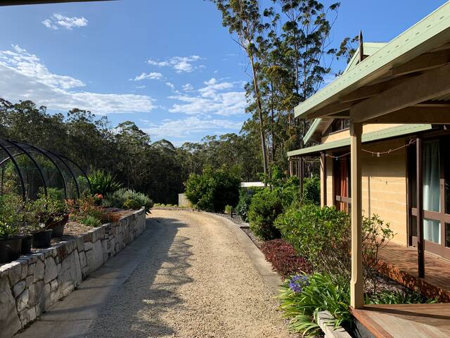 The Urunga Farmstead – Forest Coastal Retreat gallery image 3