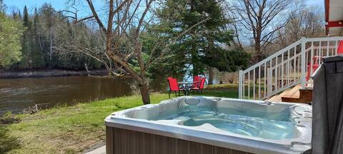 Chalet La Rouge Relaxation, privacy, amazing view!