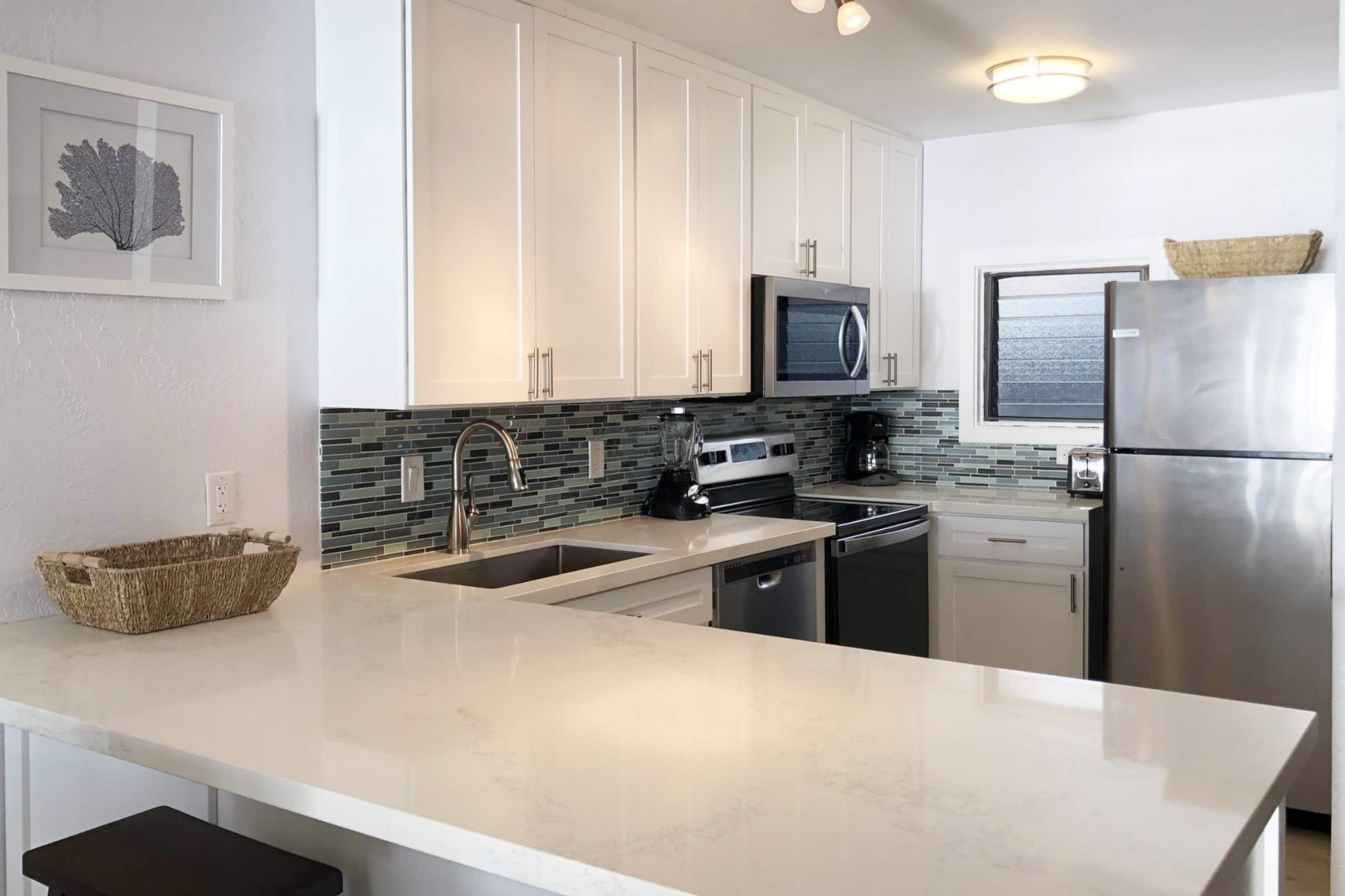 Condo in Kailua-Kona · ★4.86 · 2 bedrooms · 3 beds · 2 baths - Image 2