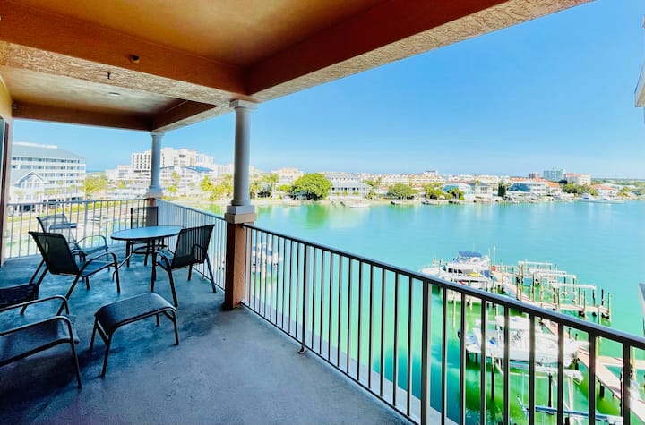 Fabulous Spring Sale! At Luxurious Waterfront Condo In Clearwater Beach - Dunedin, FL