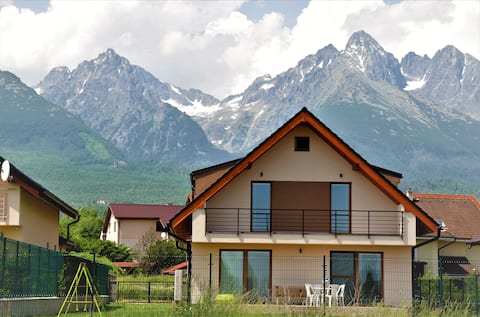 Tatras Apartments 5 min from train station (B)