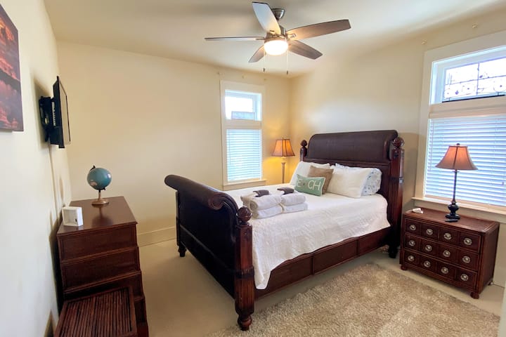 Upstairs queen room
