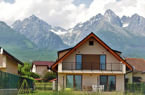 Tatras Apartments 5 min from train station (D)