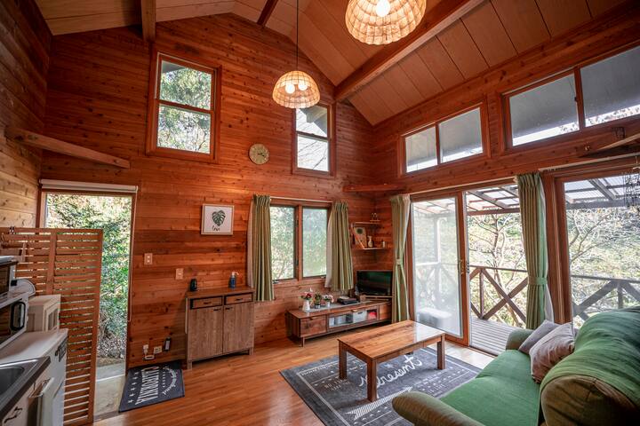 吹き抜けのある開放的なログハウス調 貸別荘 ココティエ Cocotier Houses For Rent In Izunokuni Shizuoka Japan 吹き抜けのある開放的なログハウス調 貸別荘 ココティエ Cocotier Houses For Rent In Izunokuni Shizuoka Japan